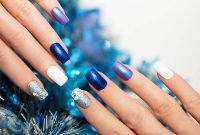Unbelievable Holiday Nail Hacks That Every Woman Needs to Know