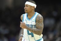 Isaiah Thomas Returns to NBA with Phoenix Suns on 10-Day Contract