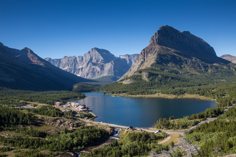Discovering the Timeless Charm of Glacier National Park Lodges